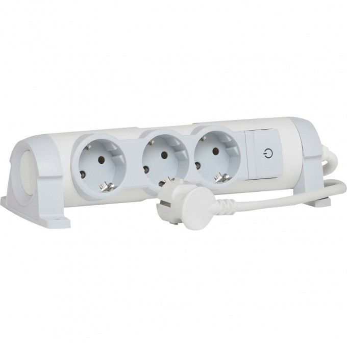 Многорозеточный блок LEGRAND 'Комфорт' 3 x 2К+З с кабелем длиной 1,5 м белый 694621