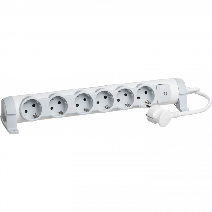 Многорозеточный блок LEGRAND 'Комфорт' 6 x 2К+З с кабелем длиной 3 м белый 694637