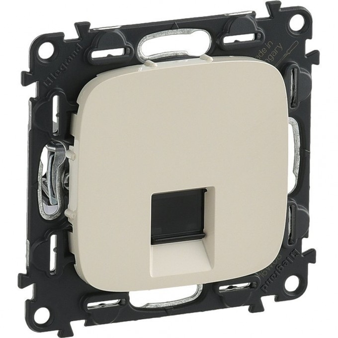 Розетка LEGRAND Valena ALLURE информационная одиночная RJ45 кат.5е UTP с лицевой панелью слоновая кость 753840