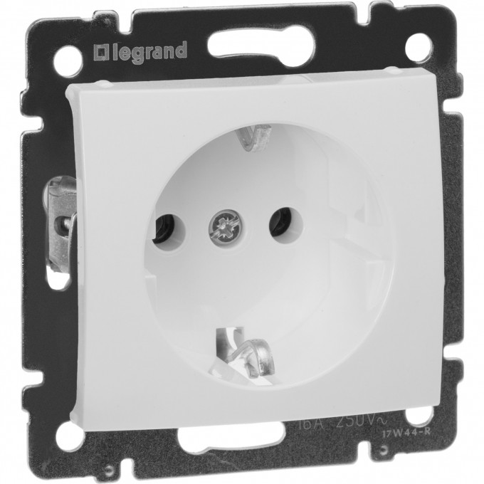 Силовая розетка LEGRAND Valena 2К+3 на винтах 10/16 А 230/250 В белый 774420